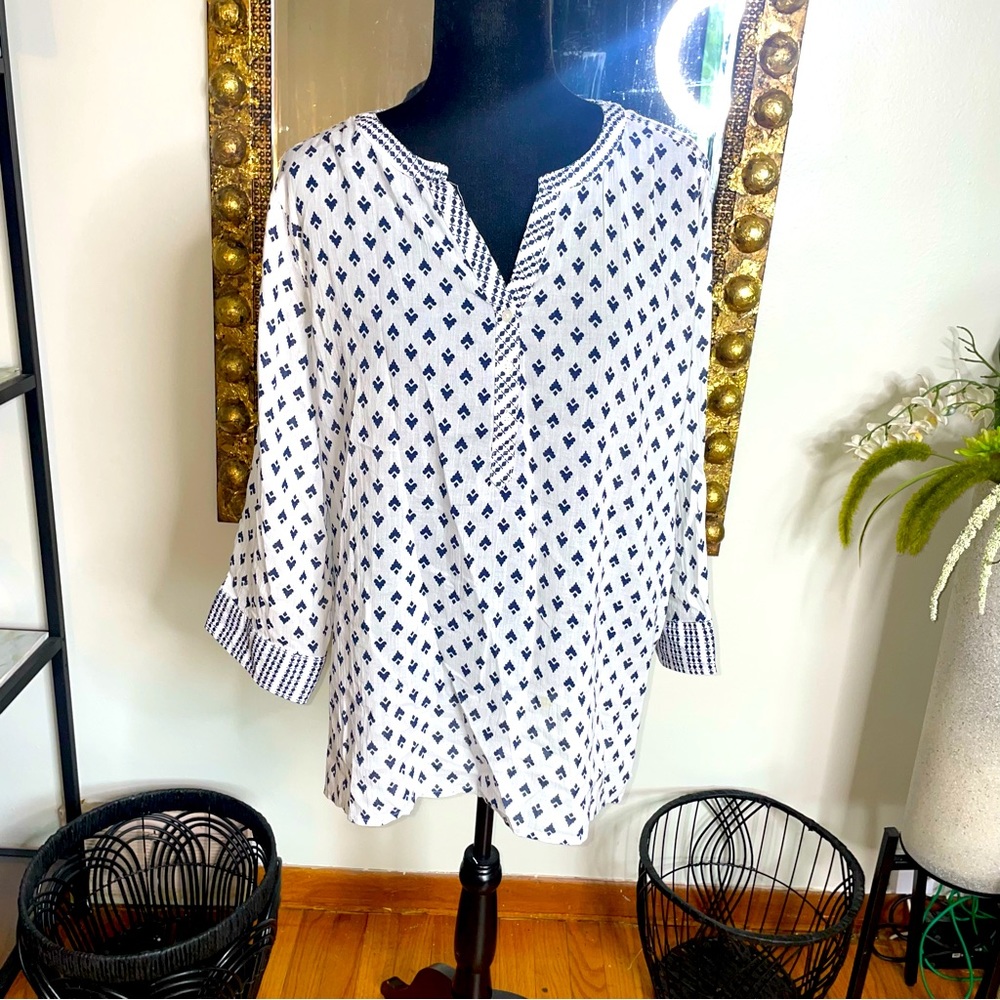 St. John’s Bay Women’s Blue & White Blouse Size XL
